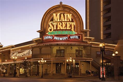 main street las vegas restaurants.